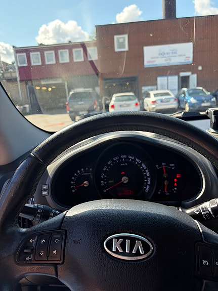 Kia Sportage 6 of 10