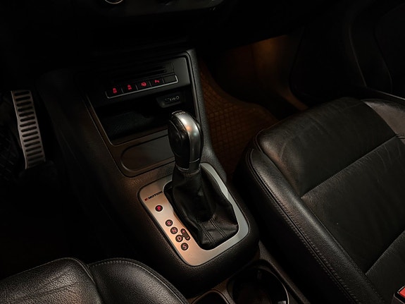 Volkswagen Tiguan 15 of 18