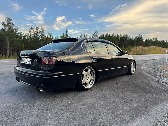 Lexus GS430 2 of 5