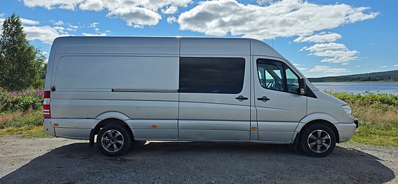 Mercedes-Benz Sprinter 319 2 of 5