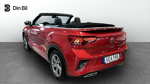 Volkswagen T-Roc 3 of 5