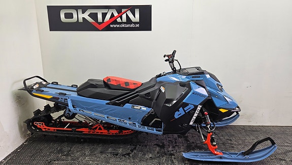 Ski-Doo Freeride 146" 850 Etec Turbo R Demo 4 of 6
