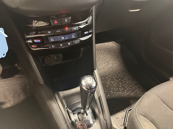 Peugeot 208 19 of 20