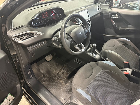 Peugeot 208 9 of 20