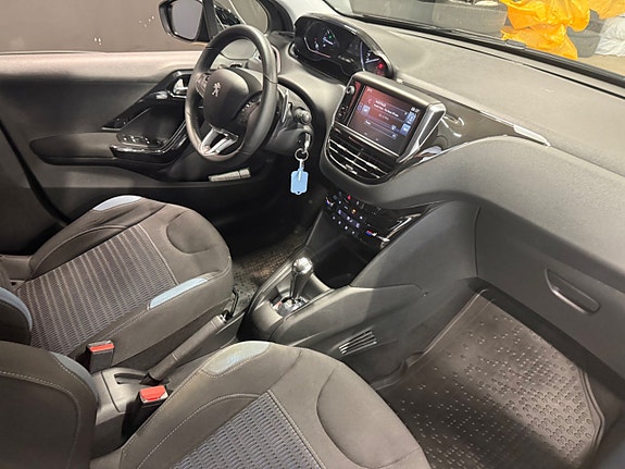 Peugeot 208 13 of 20