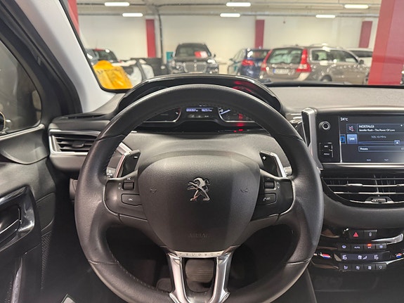Peugeot 208 15 of 20