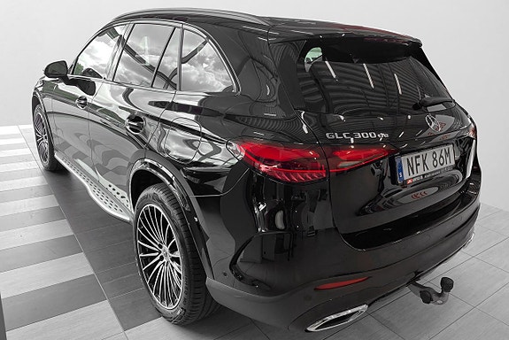 Mercedes-Benz GLC300 de 5 of 5