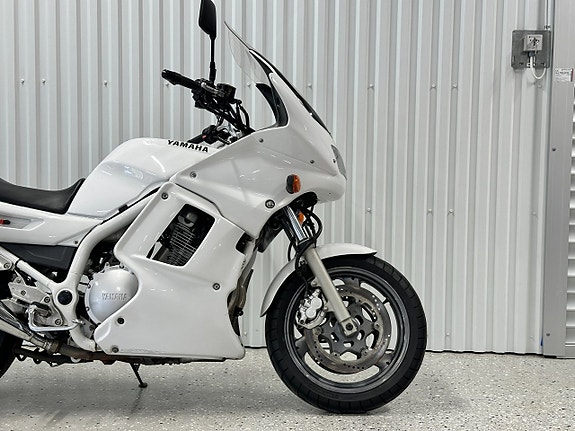 Yamaha XJ900S 84 HK Nyservad Nybesiktigad 12 of 14
