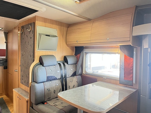 Bürstner DELFIN T695 (TRUMA+Litium+Solcell+3 500kg) 11 of 25