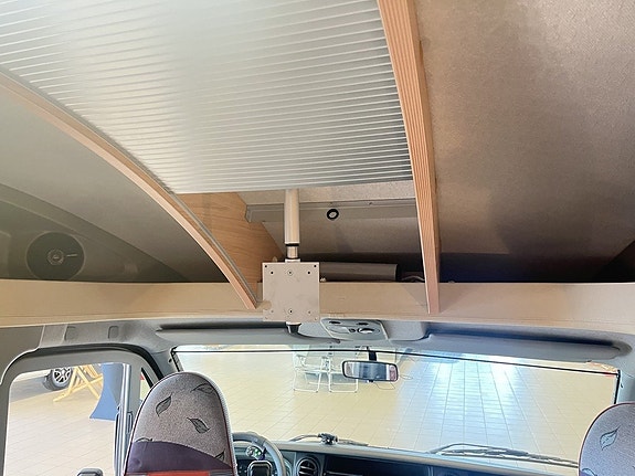 Bürstner DELFIN T695 (TRUMA+Litium+Solcell+3 500kg) 14 of 25