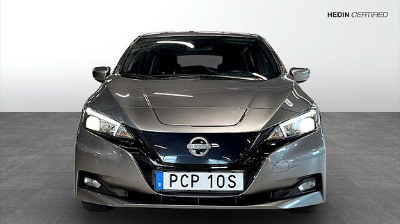 Nissan Leaf 8 of 19