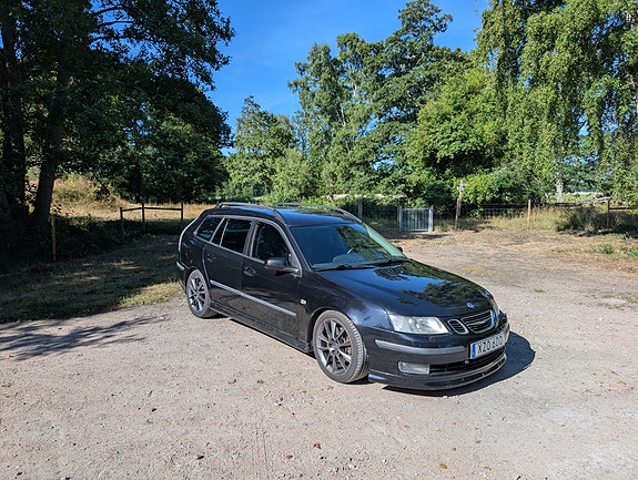 Saab 9-3 2 of 5