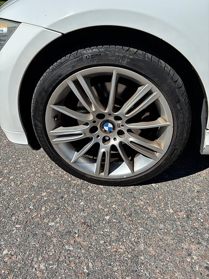 BMW 320d 6 of 12