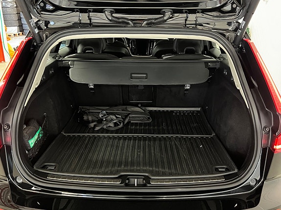 Volvo V60 20 of 25