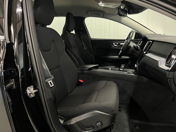 Volvo V60 18 of 25