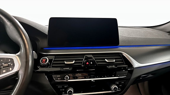 BMW 540i 12 of 12