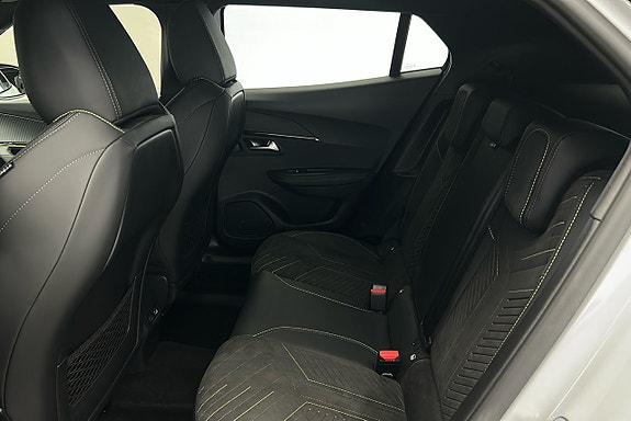 Peugeot 2008 13 of 24