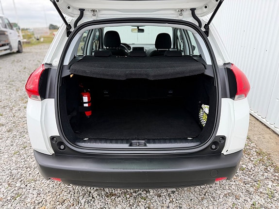 Peugeot 2008 12 of 12