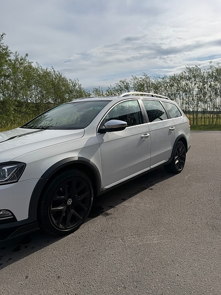 Volkswagen Passat Alltrack 5 of 5
