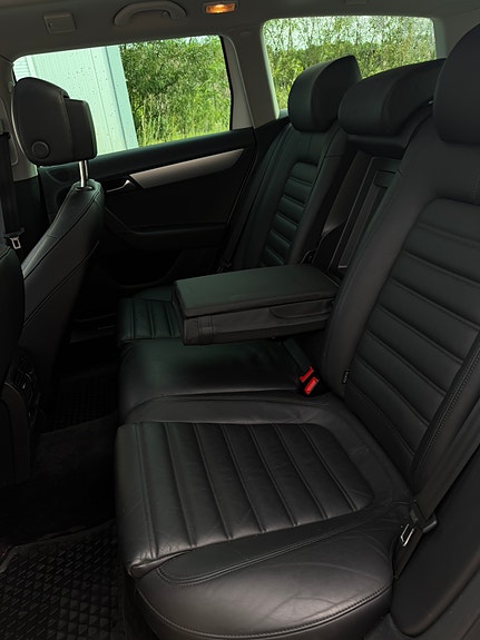 Volkswagen Passat Alltrack 20 of 21