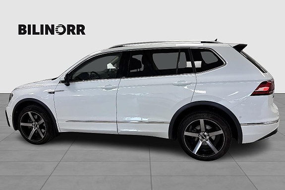 Volkswagen Tiguan Allspace 3 of 5