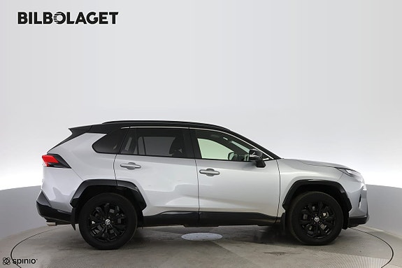 Toyota RAV4 5 of 5