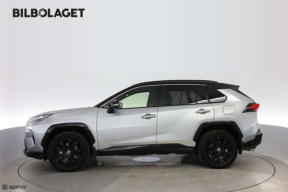 Toyota RAV4 2 of 5