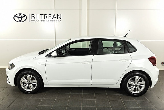 Volkswagen Polo 2 of 5