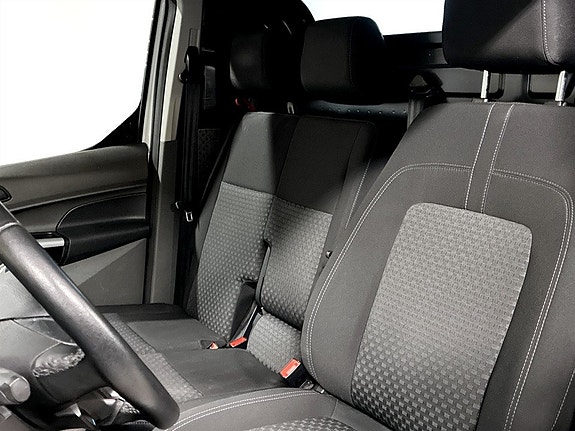 Ford Transit Connect 7 of 19