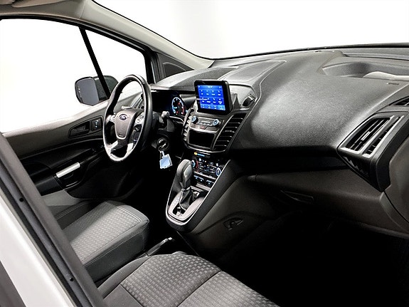 Ford Transit Connect 17 of 19