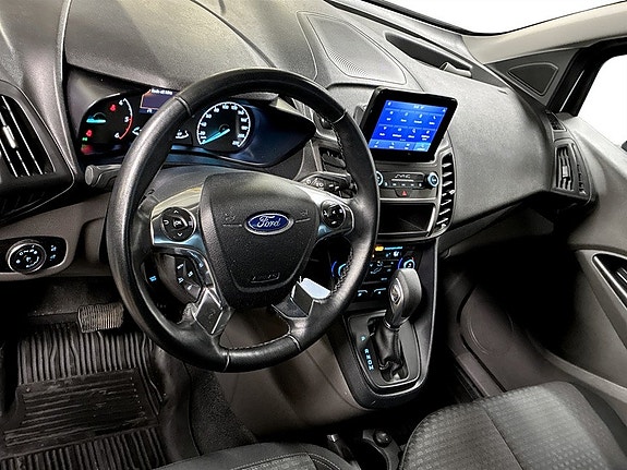 Ford Transit Connect 9 of 19
