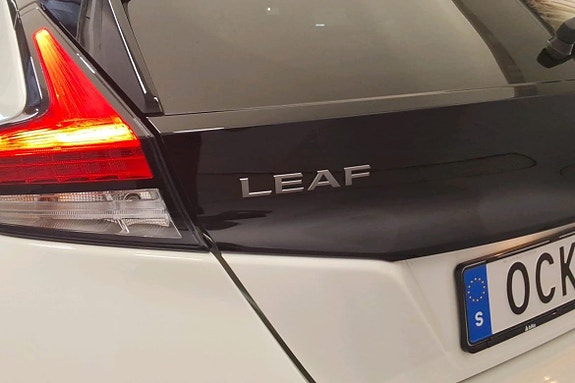 Nissan Leaf 18 of 20