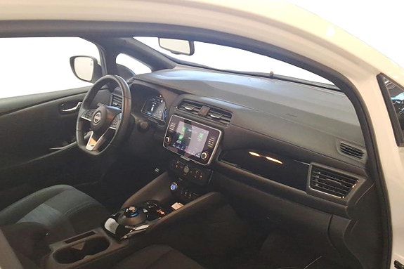 Nissan Leaf 10 of 20
