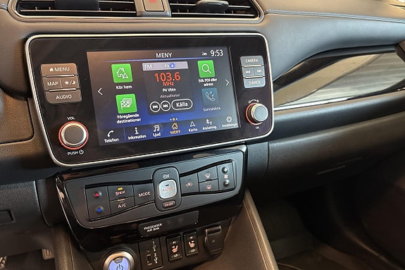 Nissan Leaf 13 of 19