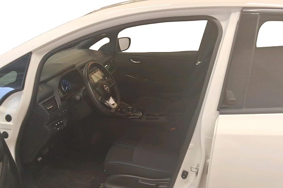 Nissan Leaf 12 of 20