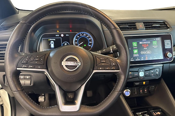 Nissan Leaf 9 of 19