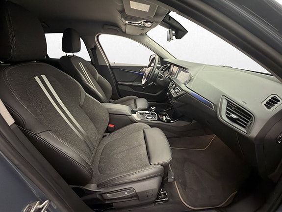 BMW 118i 8 of 28