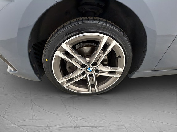 BMW 118i 25 of 28