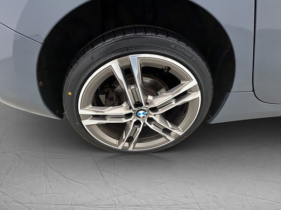 BMW 118i 27 of 28