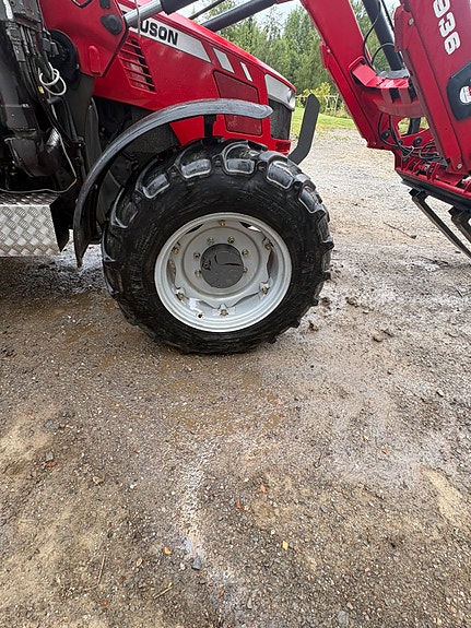 Massey Ferguson 5420 3 of 5