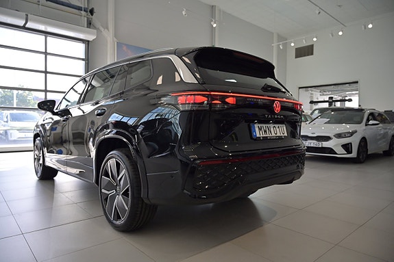 Volkswagen Tayron 8 of 27