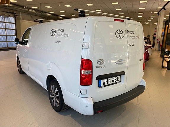 Toyota Proace 4 of 28