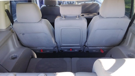 Volkswagen Touran 10 of 10