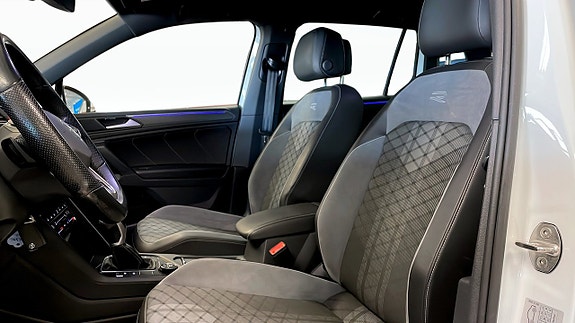 Volkswagen Tiguan 8 of 12