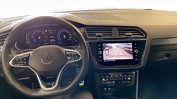 Volkswagen Tiguan 10 of 12