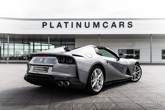 Ferrari 812 GTS 2 of 5