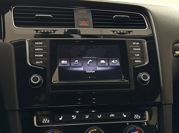 Volkswagen Golf VII 15 of 16