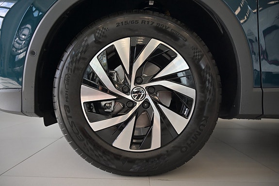 Volkswagen Tiguan 11 of 26