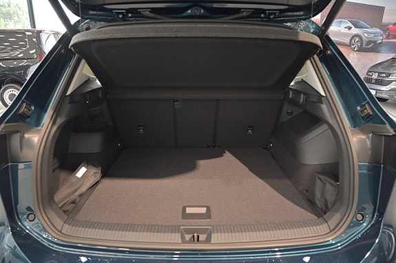 Volkswagen Tiguan 26 of 26