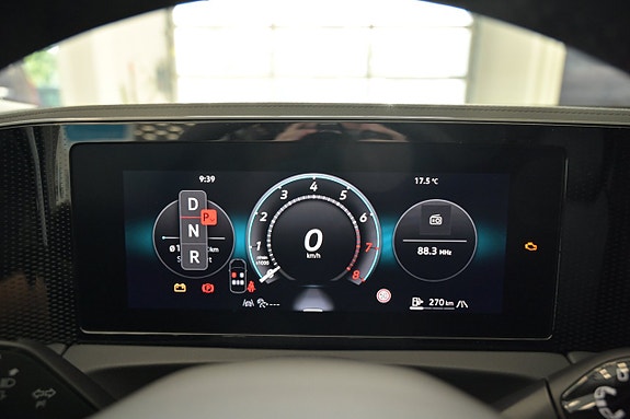 Volkswagen Tiguan 14 of 26